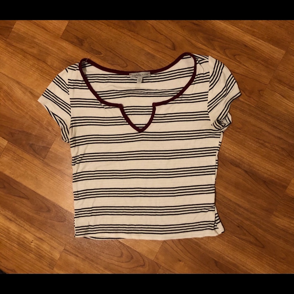 Short sleeve crop top